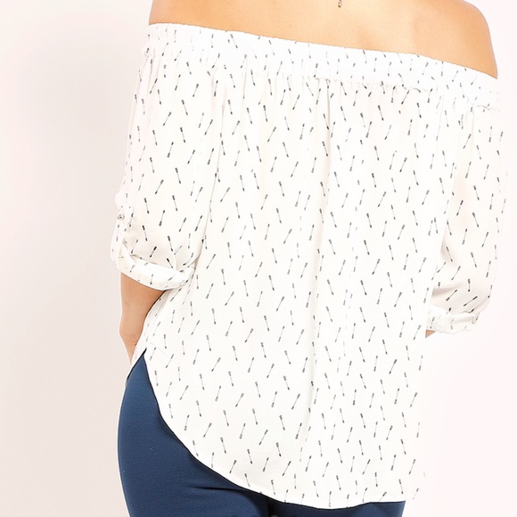 Sweet Rain White and Black Arrow Print Off-The-Shoulder Top - Picture 10 of 11